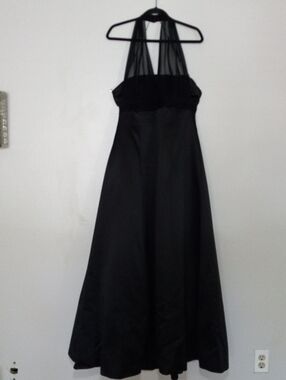 David's Bridal Black Halter A-Line Prom Dress Formal Size 14